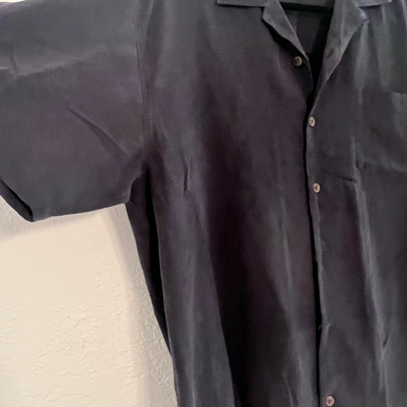 Tommy Bahama - Picture 4 of 6